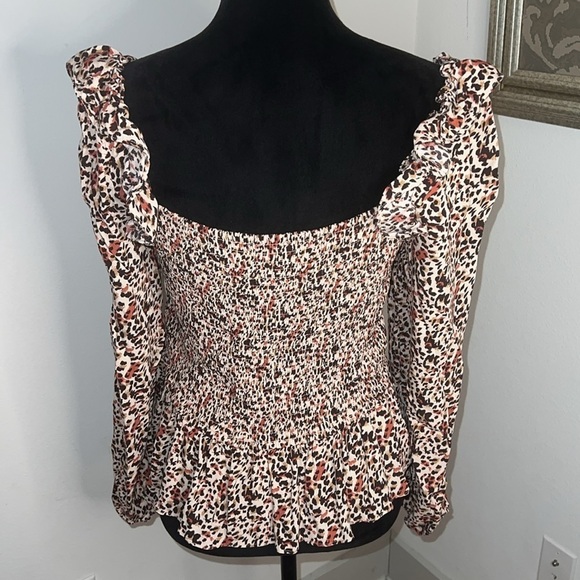 Gibson⭐️Latimer animal print brown tan hues smocked blouse long sleeves top Sz L - Picture 4 of 7